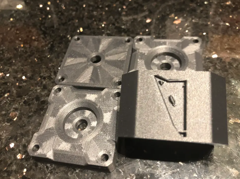 Pièce imprimée en 3D avec Carbon X ASA CF15